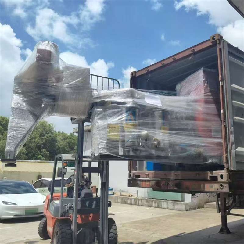 雄县康定市进仓物流：专线直达的多元货运探索