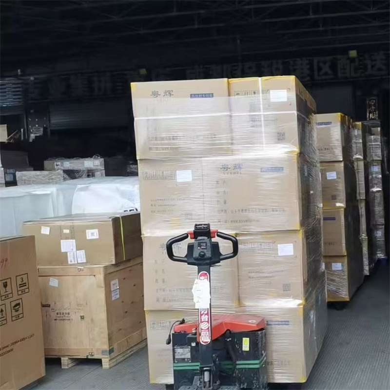 雄县汉源县进仓物流：多元专线直达的运输奥秘